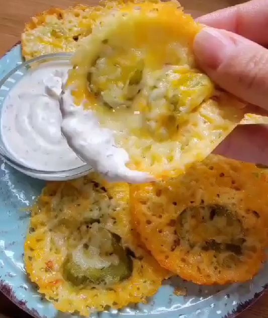 Cheesy Pickle Chips